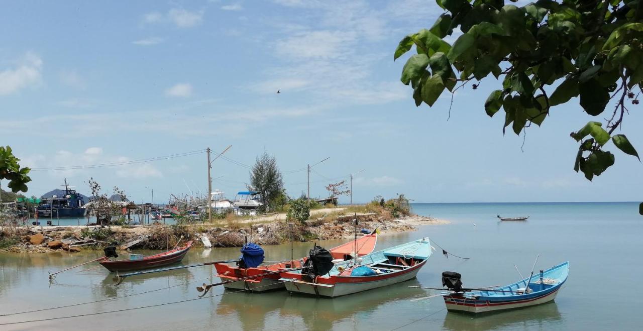 Red Pearl Beach Resort Chaloklum Exterior foto