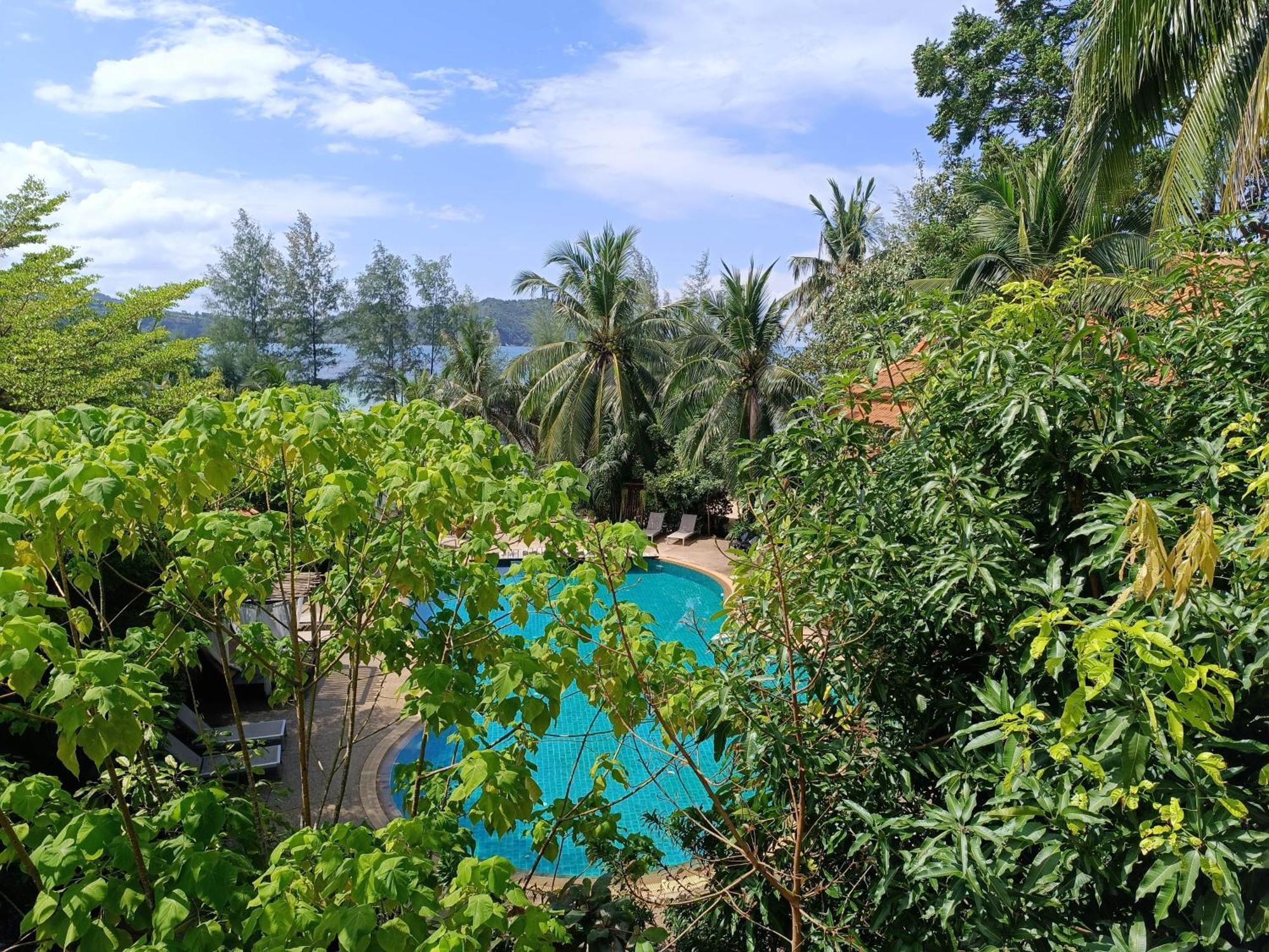 Red Pearl Beach Resort Chaloklum Exterior foto